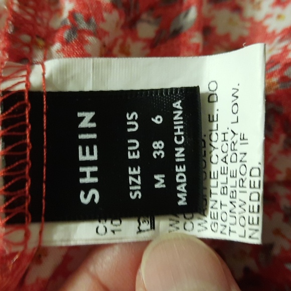 Red Floral Mini Dress.  Size Medium. - Picture 4 of 5